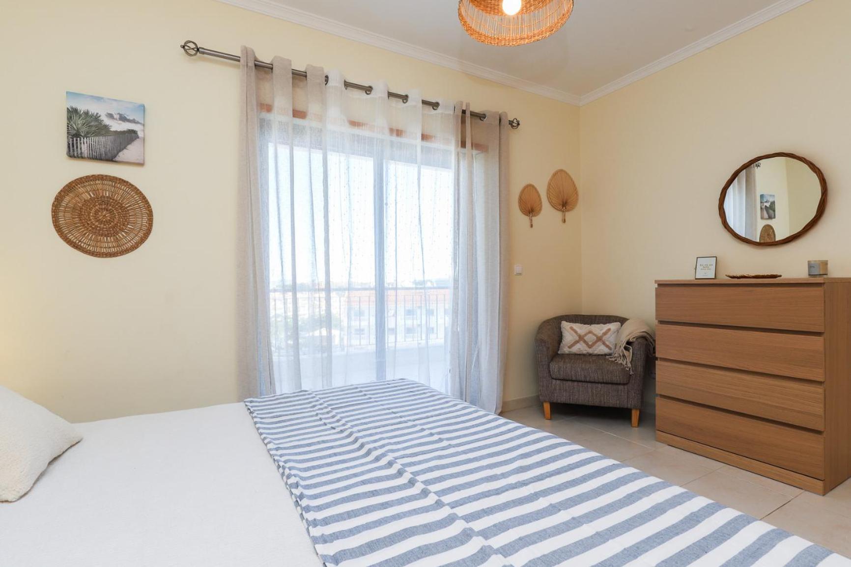 Charming Flat 10 Min Walk To Beach Apartment Албуфейра Екстериор снимка