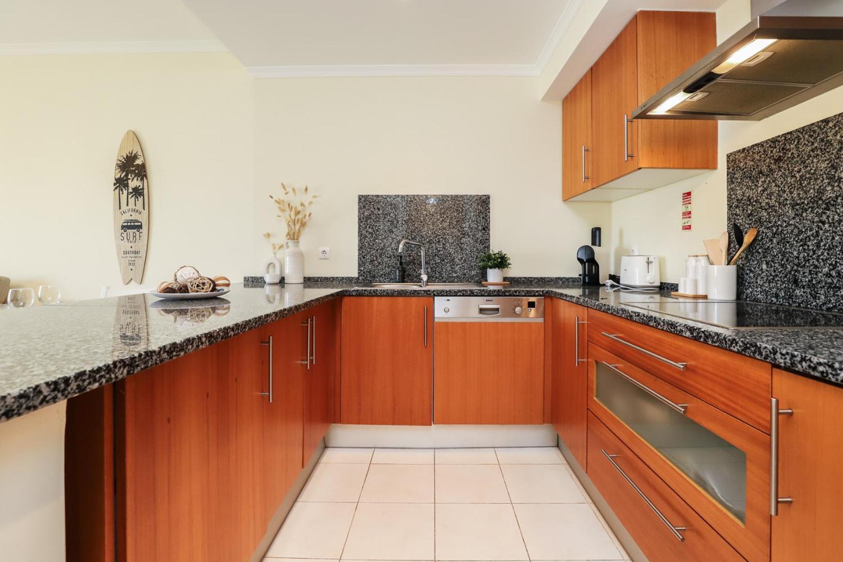 Charming Flat 10 Min Walk To Beach Apartment Албуфейра Екстериор снимка