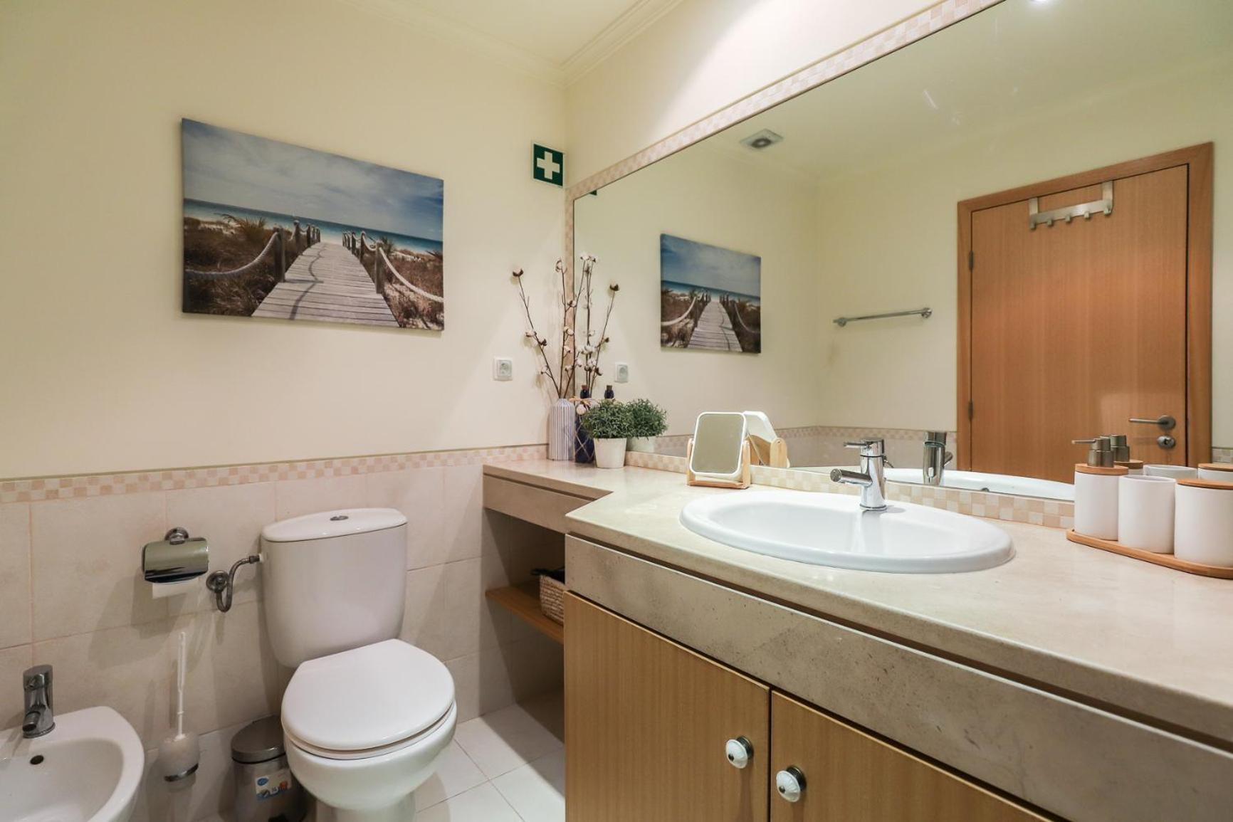 Charming Flat 10 Min Walk To Beach Apartment Албуфейра Екстериор снимка