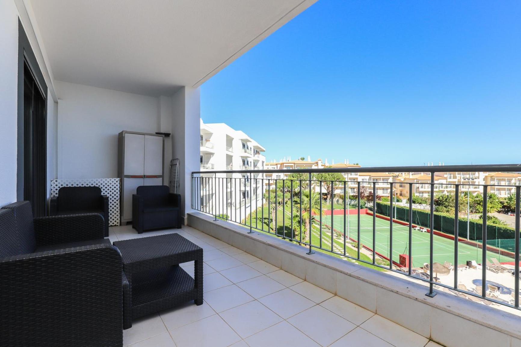 Charming Flat 10 Min Walk To Beach Apartment Албуфейра Екстериор снимка