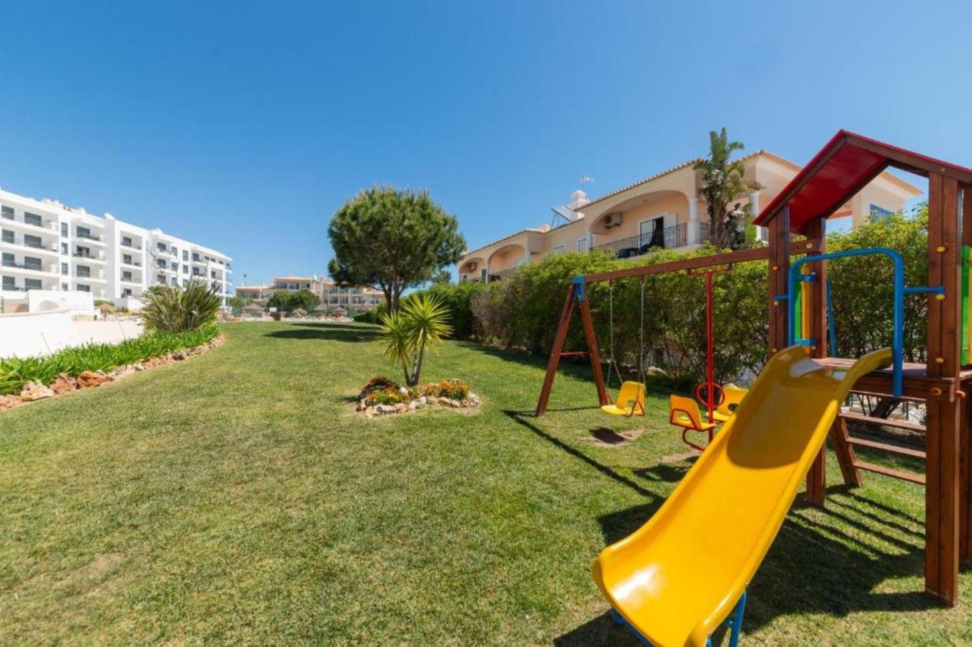 Charming Flat 10 Min Walk To Beach Apartment Албуфейра Екстериор снимка